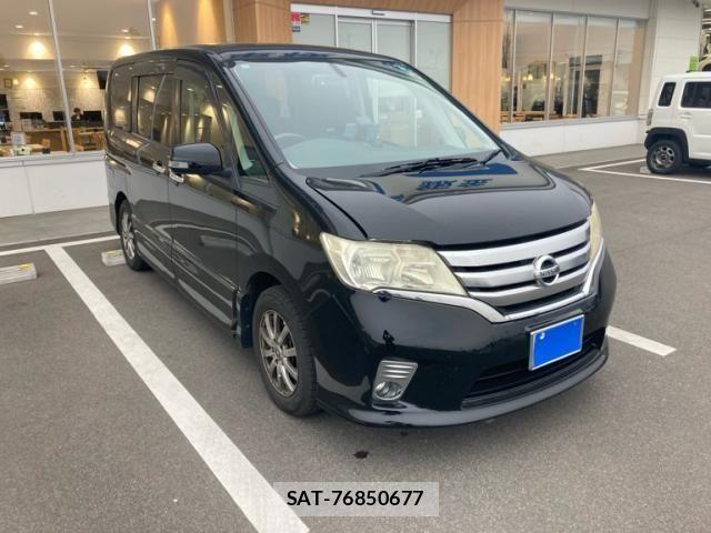 Nissan SERENA 2011-11 7224626-3