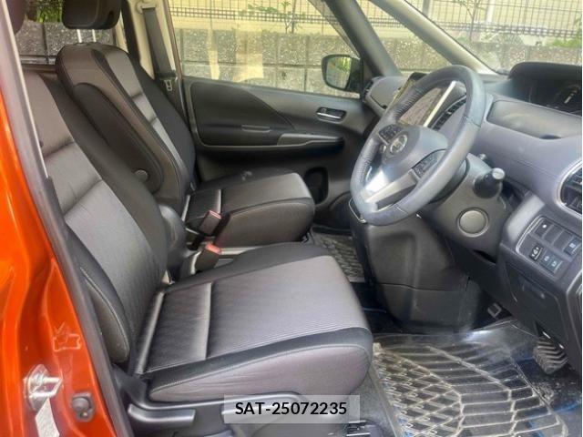 Nissan SERENA 2020-07 7217876-10