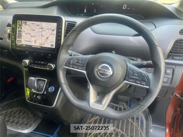 Nissan SERENA 2020-07 7217876-15