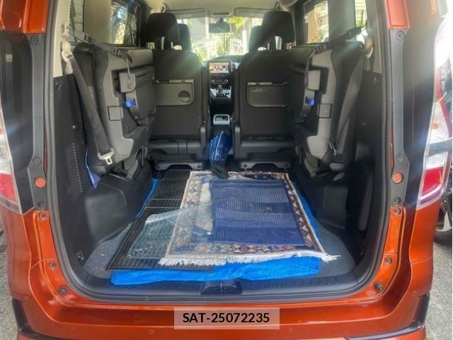 Nissan SERENA 2020-07 7217876-8