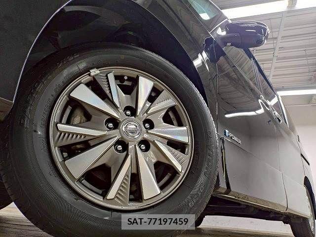 Nissan SERENA 2019-02 7224649-12