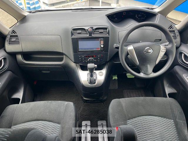 Nissan SERENA 2012-02 7224632-1