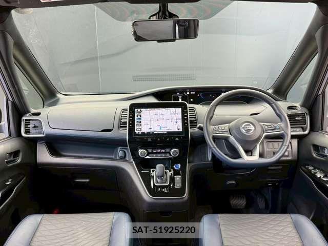 Nissan SERENA 2022-11 7224721-1