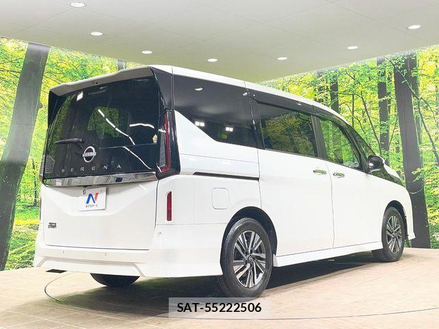 Nissan SERENA 2023-05 7224728-16