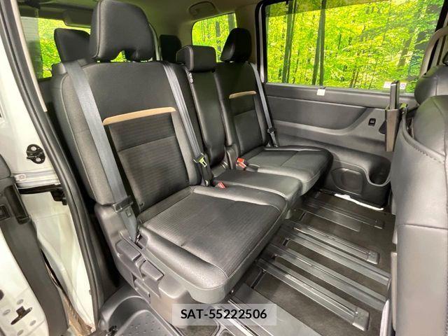 Nissan SERENA 2023-05 7224728-8