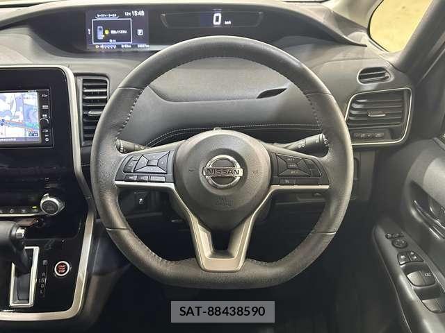 Nissan SERENA 2018-07 7217697-9