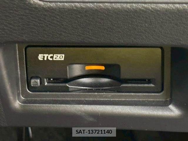 Nissan SERENA 2023-12 7224739-10