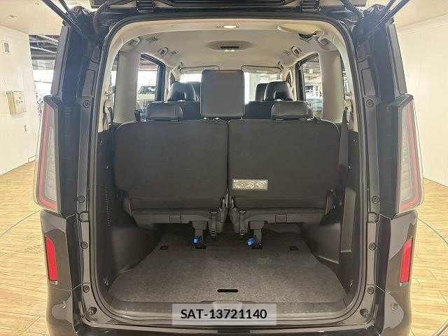 Nissan SERENA 2023-12 7224739-12