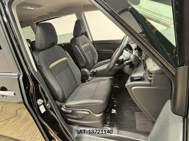 Nissan SERENA 2023-12 7224739-4