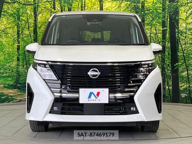 Nissan SERENA 2024-07 7224743-14