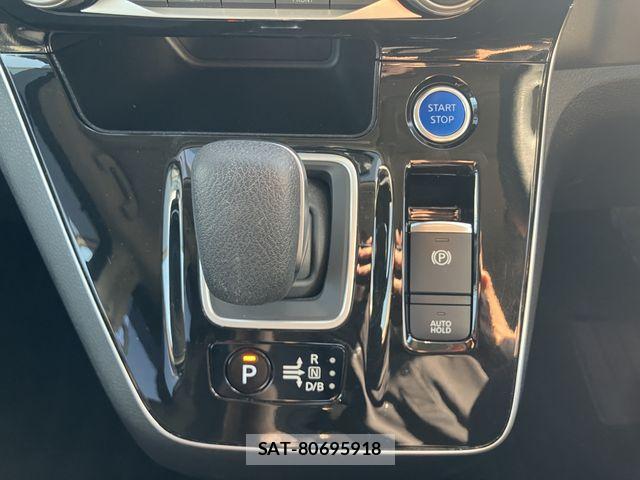 Nissan SERENA 2021-11 7224704-14
