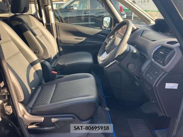 Nissan SERENA 2021-11 7224704-6