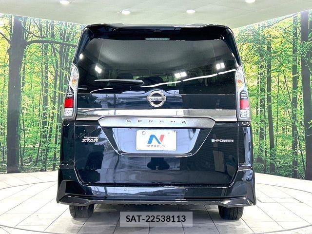Nissan SERENA 2018-02 7224638-15