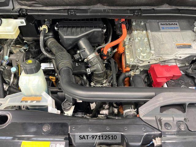Nissan SERENA 2018-10 7224639-18