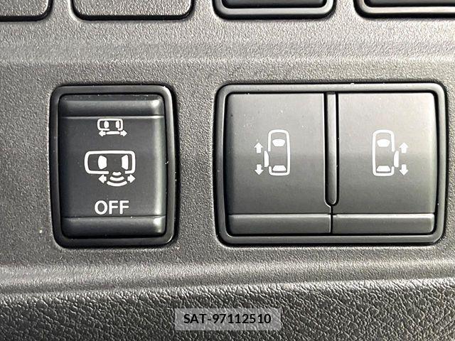 Nissan SERENA 2018-10 7224639-6