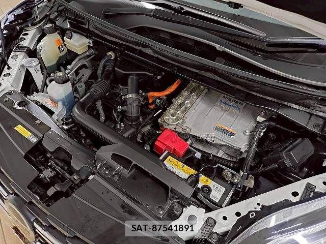 Nissan SERENA 2020-02 7224667-13