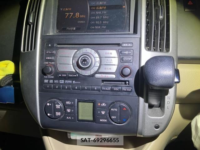 Nissan SERENA 2008-06 7224611-23