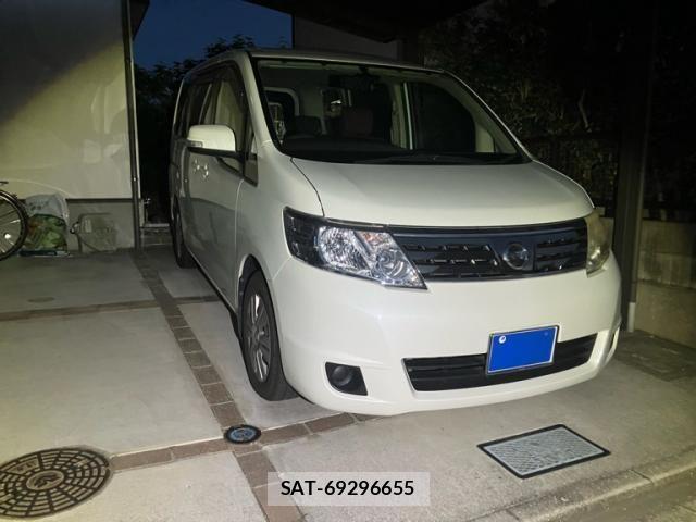Nissan SERENA 2008-06 7224611-2