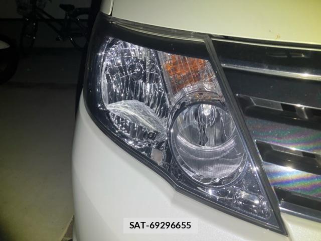Nissan SERENA 2008-06 7224611-6