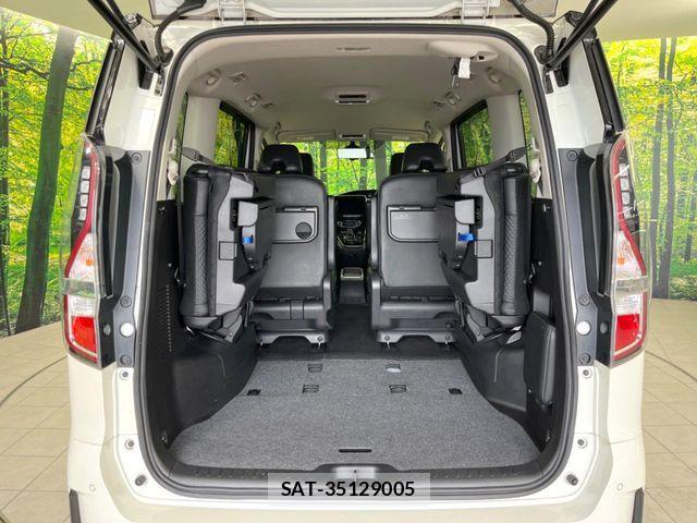 Nissan SERENA 2021-04 7217264-9