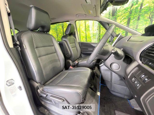 Nissan SERENA 2021-04 7217264-6