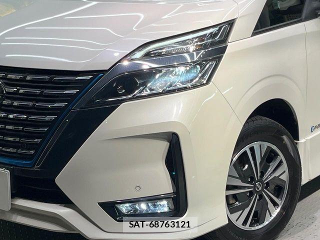 Nissan SERENA 2021-12 7217766-12
