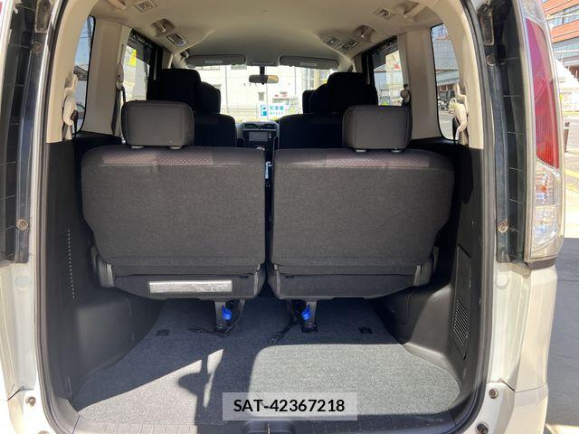 Nissan SERENA 2011-09 7224625-11