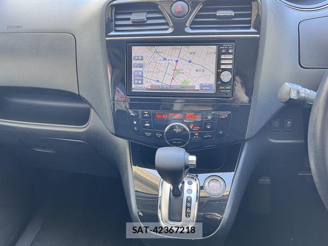 Nissan SERENA 2011-09 7224625-4