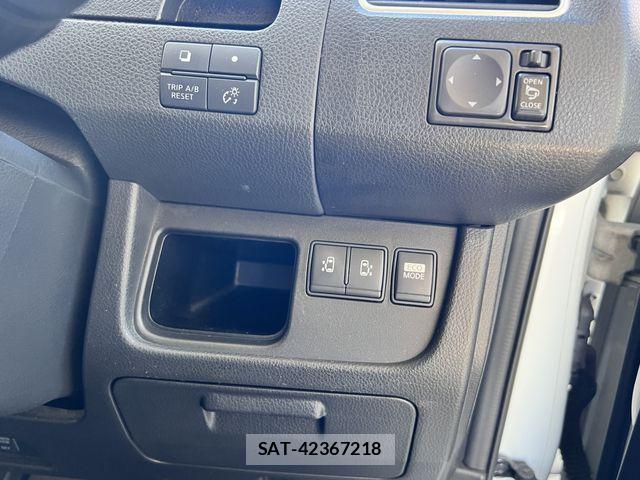 Nissan SERENA 2011-09 7224625-7