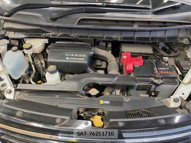 Nissan SERENA 2023-09 7224733-17