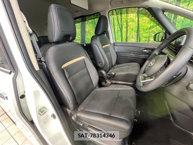 Nissan SERENA 2023-01 7224720-7