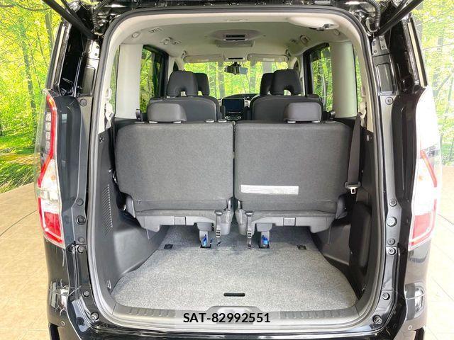 Nissan SERENA 2022-08 7224710-10