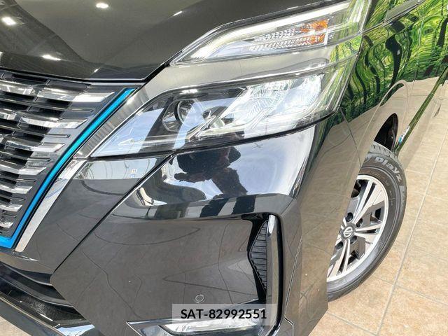 Nissan SERENA 2022-08 7224710-12