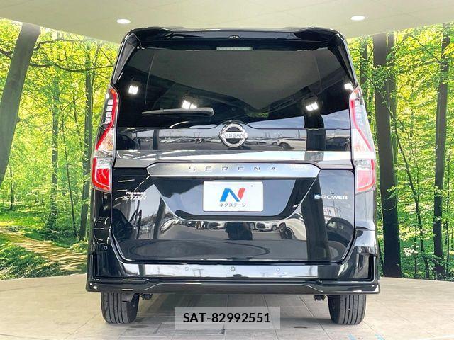 Nissan SERENA 2022-08 7224710-15