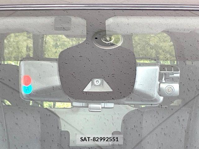 Nissan SERENA 2022-08 7224710-3