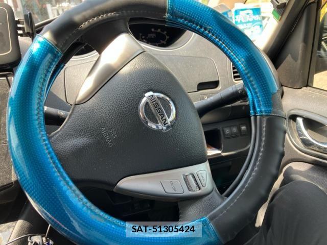 Nissan SERENA 2011-12 7224630-15