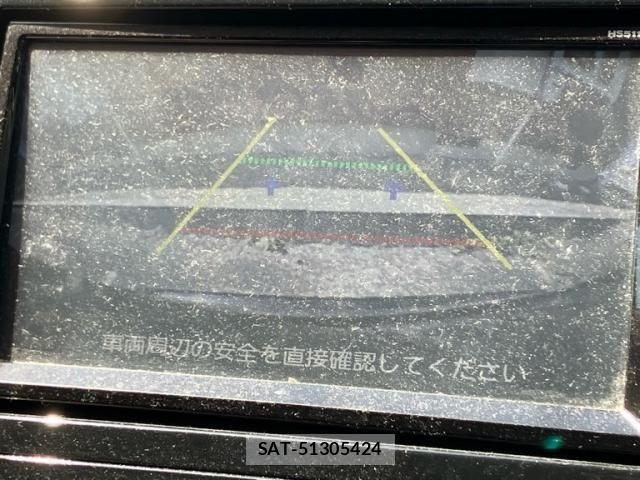 Nissan SERENA 2011-12 7224630-19