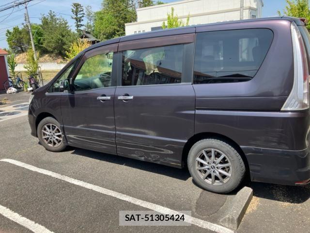 Nissan SERENA 2011-12 7224630-4