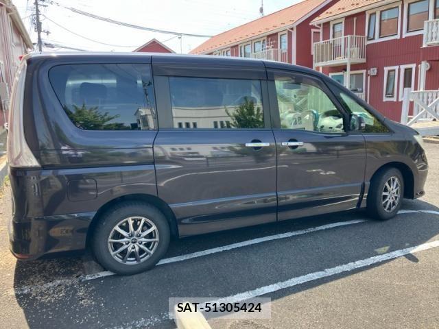 Nissan SERENA 2011-12 7224630-5