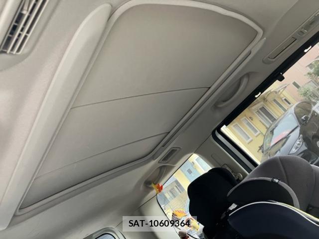 Nissan SERENA 2012-03 7224631-10