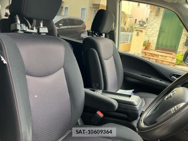 Nissan SERENA 2012-03 7224631-12