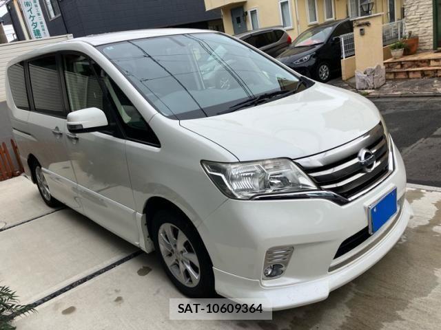 Nissan SERENA 2012-03 7224631-1