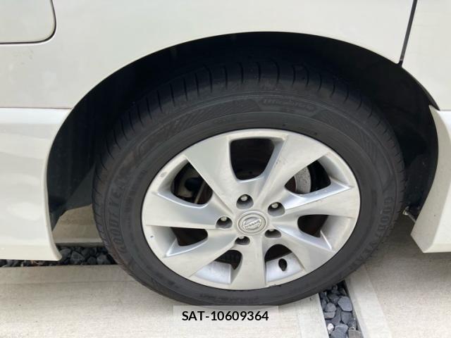Nissan SERENA 2012-03 7224631-5