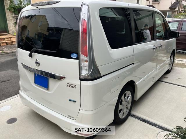 Nissan SERENA 2012-03 7224631-6