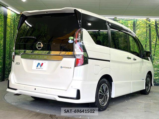 Nissan SERENA 2020-12 7224669-17