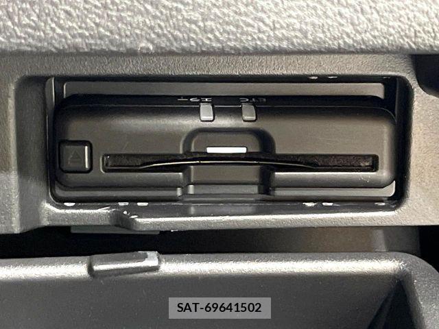 Nissan SERENA 2020-12 7224669-6