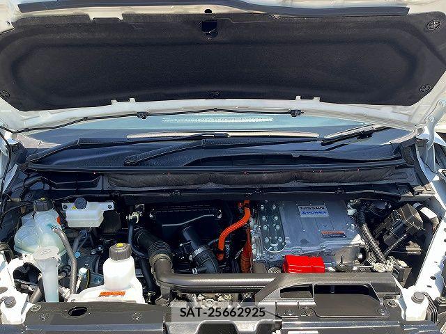 Nissan SERENA 2022-09 7224712-27