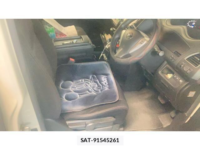 Nissan SERENA 2011-11 7224623-13