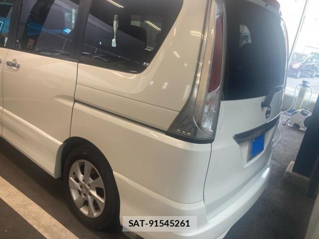 Nissan SERENA 2011-11 7224623-4