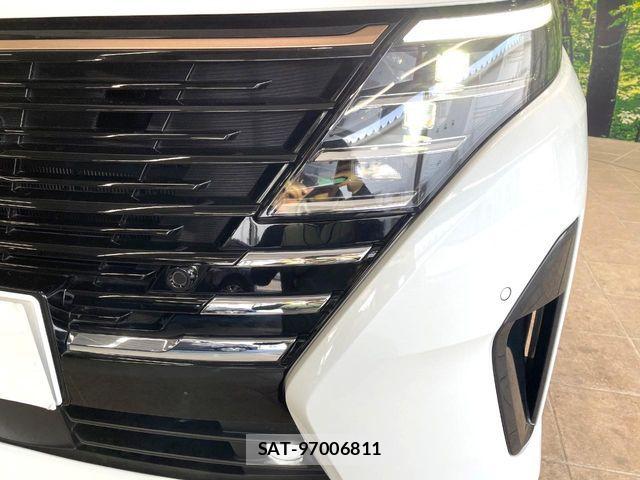 Nissan SERENA 2024-02 7224738-12